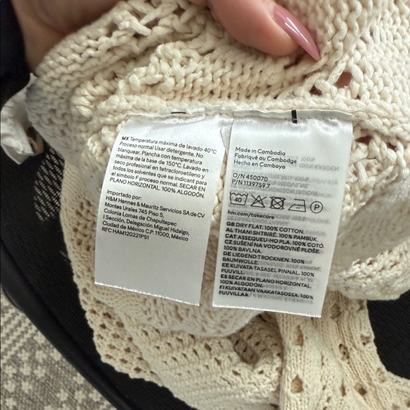 H&M Cream V-Neck Knit Sweater - Picture 7 of 7